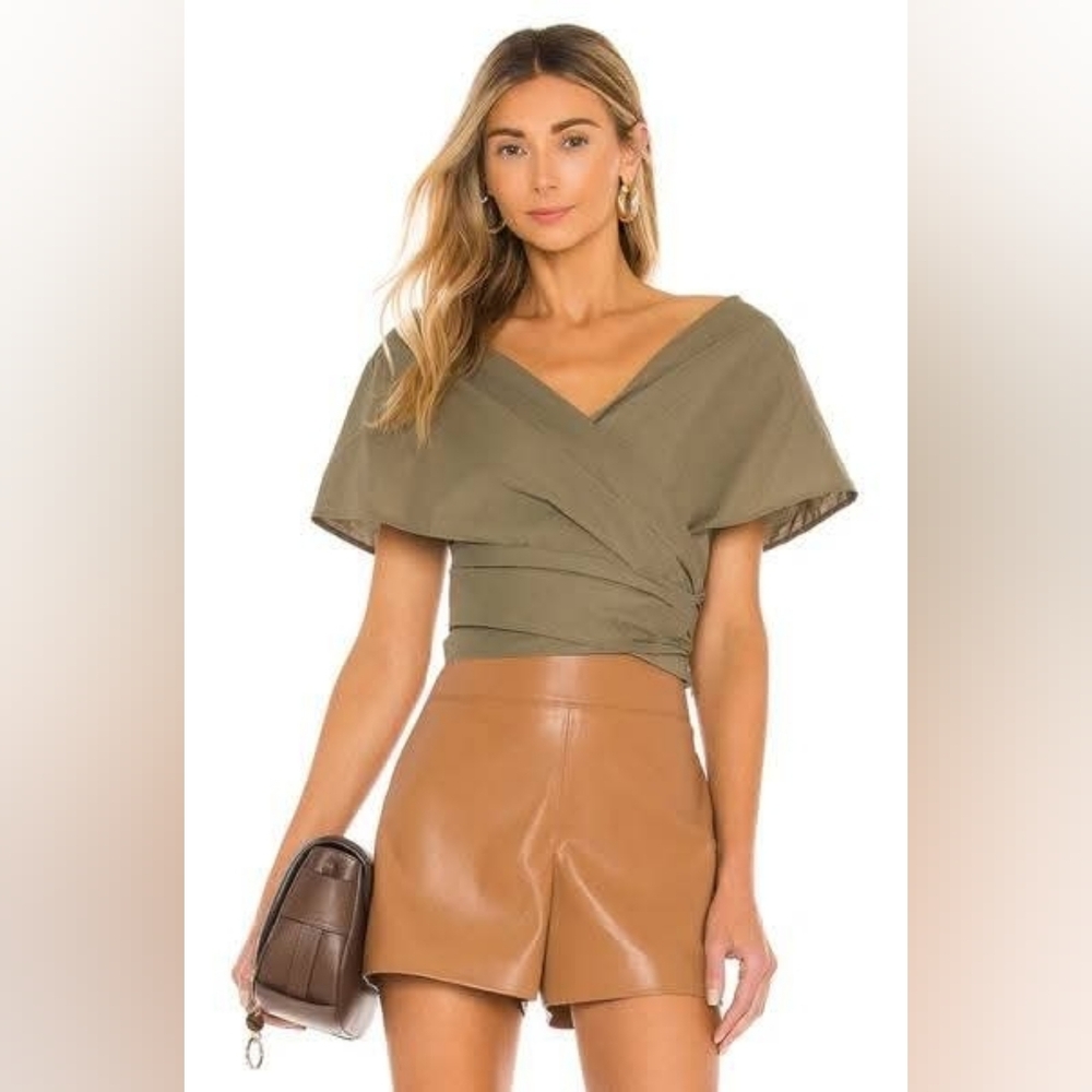 L'Acadamie The Fantasia Top